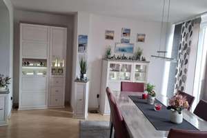Schöne 3 Zi.- Whg mit großem Balkon in Oberhausen Sterkrade – Neumühler Str. 31, 46149 Schwarze Heide, Oberhausen – Vorschaubild 2
