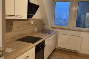 Exklusive 2-Zimmer-Wohnung mit neuer Einbauküche
