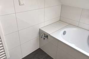 Schöner Wohnen in Zabo ! Großzügige DG-Wohnung mit perfekter Einbauküche und schickem Bad – Zerzabelshofer Hauptstraße 10, 90480 Zerzabelshof, Nürnberg – Vorschaubild 3