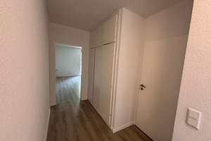 Modernisierte und barrierearme 2-Zimmer Wohnung mit Balkon und Aufzug im Ostviertel – Barbarakirchgang 9, 45139 Ostviertel, Essen – Vorschaubild 13