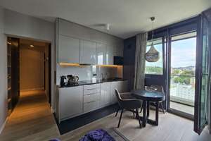 Stuttgarts Finest: Exklusives Appartement in der Cloud N°7