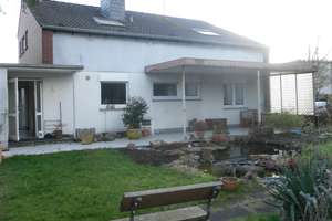 Einfamilienhaus Krefeld Nord mit Einliegerwohnung – Die vollständige Adresse der Immobilie erhältst du vom Anbieter., 47829 Gartenstadt, Krefeld – Vorschaubild 3