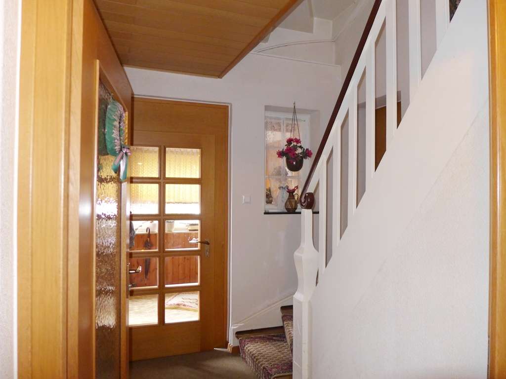 Immobilie in Aßlar - Gemütliches Wohnhaus - vielseitg nutzbar - optional mit Baugrundstück - Bild 6