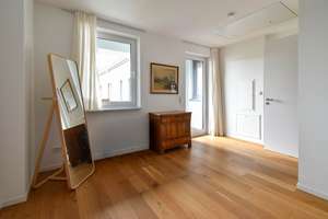 Viel Raum, viel Stil, viel Leben!
Große, neuwertige Traumwohnung mit 3 Balkonen – Die vollständige Adresse der Immobilie erhältst du vom Anbieter., 45138 Südostviertel, Essen – Vorschaubild 19