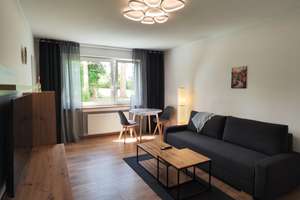 Frisch sanierte und vollmöblierte geschmackvolle 1-Zimmer-EG-Wohnung mit gehobener Innenausstattung