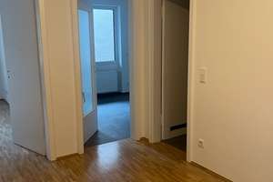 Schöne, neu Sanierte 3 Zi.- Wohnung in der Altstadt – Berger Straße 18, 40213 Altstadt, Düsseldorf – Vorschaubild 5