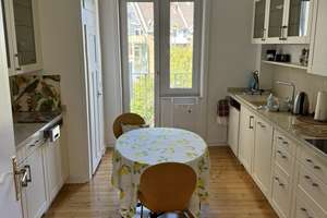Helle und sehr gepflegte 4-Zimmer-Altbauwohnung mit gehobener Ausstattung im Rheingauviertel – Rüdesheimer Straße 29, 65197 Rheingauviertel / Hollerborn, Wiesbaden – Vorschaubild 4