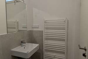 Sanierte Wohnung im Westend mit Einbauküche! – Spandauer Damm 181-183, 14050 Westend, Berlin – Vorschaubild 10