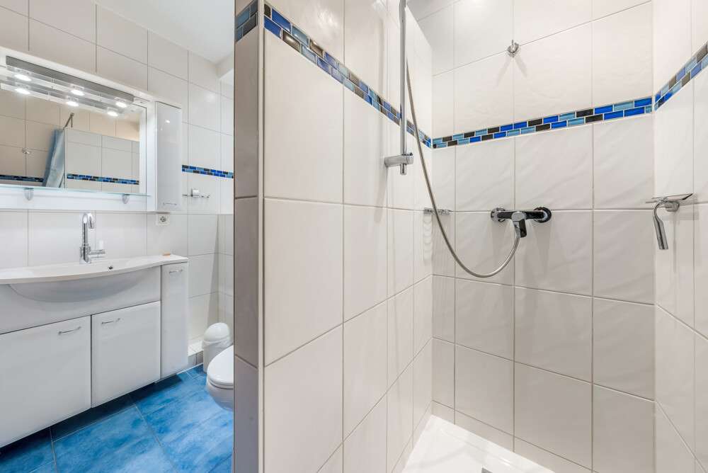 Immobilie in Hörnum (Sylt) - Helle Erdgeschosswohnung direkt am Strand mit Balkon - Bild 7