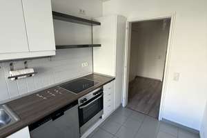 Schöne 3 Zimmer Wohnung nähe Schlosspark und Benrather Krankenhaus, befristet – 40593 Urdenbach, Düsseldorf – Vorschaubild 3