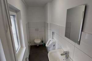 5 WG-Zimmer 17 bis 22 Qm, Küche, Essecke, 2 Duschbäder/WC, 2 WC, Darmstadt Stadtmitte – Schulstr. 3, 64283 Mitte, Darmstadt – Vorschaubild 6