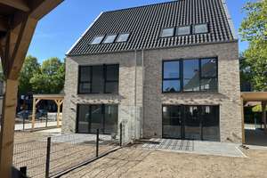 Können Sie das? Modern wohnen, effizient leben, Neubau-Doppelhaushälfte mit Carport und Stellplatz – Grevener Str. 152, 48291 Telgte – Vorschaubild 1