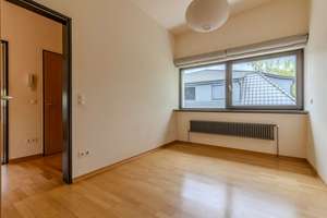 Dachterrassentraum in loftartiger Endetage mit großzügiger Aufteilung und TG-Stellplatz! – Die vollständige Adresse der Immobilie erhältst du vom Anbieter., 22607 Groß Flottbek, Hamburg – Vorschaubild 13