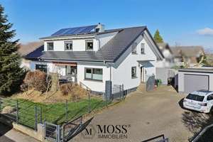 Modernisiertes, effizientes Zweifamilienhaus in ruhiger Lage mit großzügigem Garten und Doppelgarage – Die vollständige Adresse der Immobilie erhältst du vom Anbieter., 77767 Appenweier – Vorschaubild 2