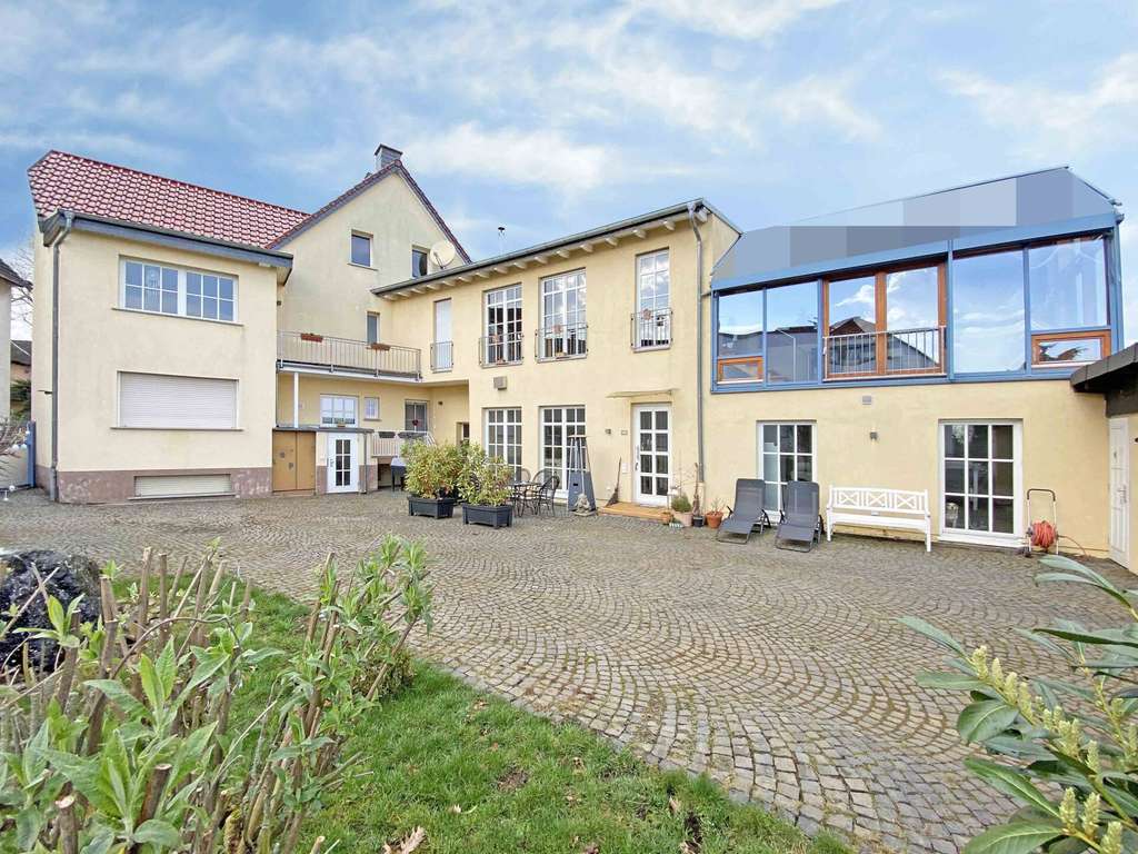 Immobilie in Pohlheim - Elegantes Anwesen mit großzügigem Wohnkonzept - Bild 0