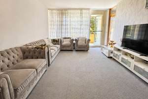 Großzügige und gepflegte 4-Zimmer-Wohnung mit Balkon & Garage in Heidelberg-Emmertsgrund – Die vollständige Adresse der Immobilie erhältst du vom Anbieter., 69126 Emmertsgrund, Heidelberg – Vorschaubild 2