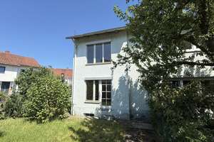 Kleine, sanierungsbedürftige Doppelhaushälfte in Hechingen sucht Handwerker – Die vollständige Adresse der Immobilie erhältst du vom Anbieter., 72379 Hechingen – Vorschaubild 2