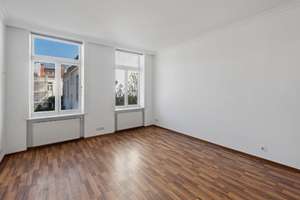 Charmante 3-Zimmer-Altbauwohnung mit eigenem Garten in den Elbvororten – Die vollständige Adresse der Immobilie erhältst du vom Anbieter., 22609 Nienstedten, Hamburg – Vorschaubild 6