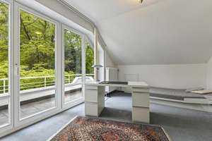 Familienidylle in Blankenese: charmantes Architektenhaus, eingebettet im Grünen – Die vollständige Adresse der Immobilie erhältst du vom Anbieter., 22587 Blankenese, Hamburg – Vorschaubild 11