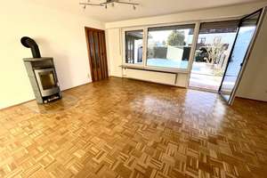 Lichtdurchflutetes Haus mit modernisiertem Bad und schönem Garten – Die vollständige Adresse der Immobilie erhältst du vom Anbieter., 90542 Eckental – Vorschaubild 3