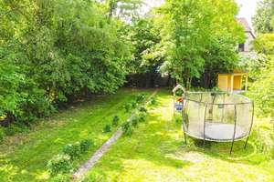 Gründerzeitvilla mit Pool am Urselbach: Naturidyll sucht Liebhaber für den letzten Feinschliff! – 60439 Niederursel, Frankfurt am Main – Vorschaubild 17