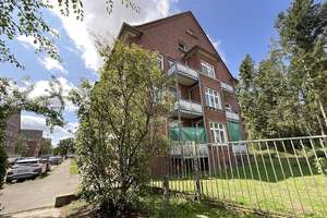 Geräumige 3 Zimmer-Wohnung mit 2 Balkonen und Wannenbad – Vorwerker Str. 107, 23554 Sankt Lorenz Nord, Lübeck – Vorschaubild 11
