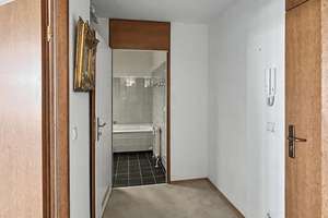 Wohnen mit Weitblick: helle 2-Zimmer-Wohnung mit traumhaftem Ausblick in Neu-Ulm/Ludwigsfeld – Die vollständige Adresse der Immobilie erhältst du vom Anbieter., 89231 Neu-Ulm – Vorschaubild 9