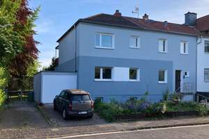 Hofheim am Taunus: 3,5-Zimmer-Wohnung mit Garten u. EBK, provisionsfrei