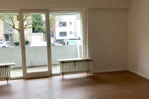 Renovierte 3. Zi.- Wohnung mit schöner Küche und zwei Balkone, ab sofort verfügbar – Urftstraße 111, 41239 Mönchengladbach – Vorschaubild 2