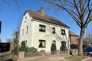 Hier beginnt Ihr neues Familienglück - in ruhiger Lage von Bad Oeynhausen! – Die vollständige Adresse der Immobilie erhältst du vom Anbieter., 32547 Bad Oeynhausen – Vorschaubild 2