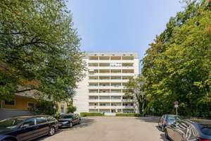 Über den Baumkronen des Englischen Gartens: Charmante 1-Zimmer-Wohnung mit Potenzial – Die vollständige Adresse der Immobilie erhältst du vom Anbieter., 80805 Biederstein, München – Vorschaubild 3