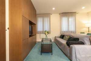 Schöne 2-Zimmer-Wohnung mit Balkon und EBK in Magdeburg – Mittelstraße 13, 39114 Magdeburg – Vorschaubild 1