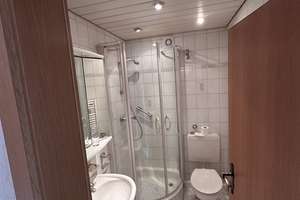Attraktive 2,5-Zimmer-Dachgeschosswohnung in Bestlage vom Südviertel Übergang Essen-Rüttenscheid – Emilienstraße 18, 45128 Südviertel, Essen – Vorschaubild 2