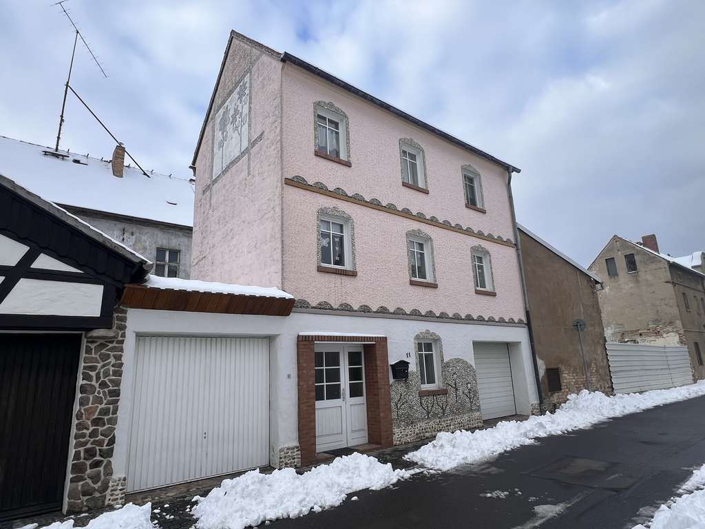 Immobilie in Ruhland - saniertes Einfamilienhaus mit stabiler Mieteinnahme - Bild 0