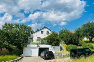 Idyllisch! Schönes Haus mit wunderschönem Gartengrundstück in Aussichtslage und großer Doppelgarage – Göppingen (Kreis) – Vorschaubild 3