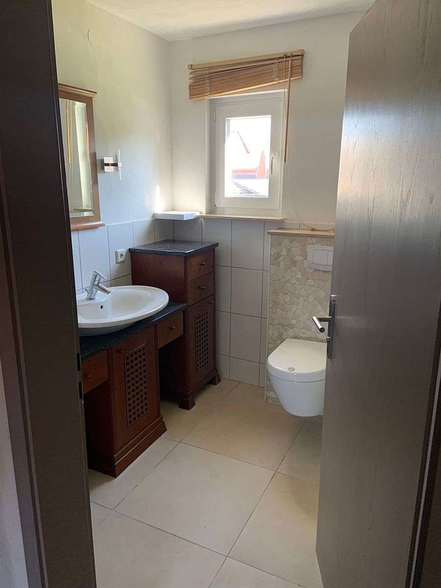 Immobilie in Merxheim - Vermietetes Zweifamilienhaus mit Nebengebäude und Gartengrundstück - Bild 3