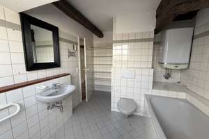 Zentrale Altbauwohnung mit hohen Decken – St. Johanner Markt 28, 66111 St. Johann, Saarbrücken – Vorschaubild 12