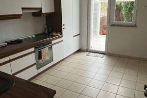 Pulheim-Mitte: Geräumiges Haus mit mehreren Nutzungsoptionen – Die vollständige Adresse der Immobilie erhältst du vom Anbieter., 50259 Pulheim – Vorschaubild 7