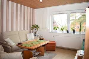 So schön kann Wohnen sein –Top gepflegtes Reihenhaus in Hasseldieksdamm – Kiel – Vorschaubild 6
