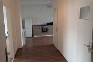 Ruhige 2-Zimmer-Dachgeschosswohnung in zentraler Lage von Krefeld – Krefeld – Vorschaubild 1