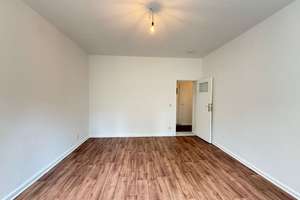 Bezugsfreie 2-Zimmer-Wohnung in Prenzlauer Berg! – Die vollständige Adresse der Immobilie erhältst du vom Anbieter., 10409 Prenzlauer Berg, Berlin – Vorschaubild 3