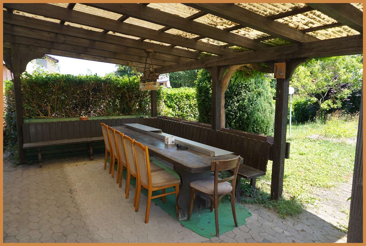 Immobilie in Neuried - Doppelhaushälfte mit viel Potential auf tollem Grundstück in Altenheim - sofort bezugsfrei ! - Bild 3