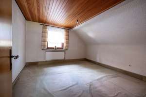 NIESEN IMMOBILIEN - Freistehendes Einfamilienhaus mit Modernisierungsbedarf – Die vollständige Adresse der Immobilie erhältst du vom Anbieter., 50999 Sürth, Köln – Vorschaubild 11