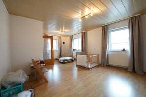 Großzügiges Zweifamilienhaus im beliebten Bauschheim – Groß-Gerau (Kreis) – Vorschaubild 2