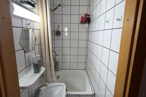 Zentral gelegene 3-Zimmer-Wohnung im Stuttgarter Süd – Die vollständige Adresse der Immobilie erhältst du vom Anbieter., 70178 Karlshöhe, Stuttgart – Vorschaubild 8