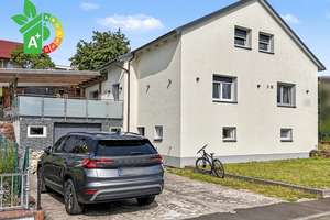 Kernsaniertes und charmantes Einfamilienhaus mit Pool und großem Garten in Mücke