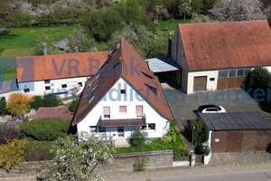 Charmanter landwirtschaftlicher Hof mit großzügigem Wohnhaus, Nebengebäuden und vielseitigen Nutzung – Die vollständige Adresse der Immobilie erhältst du vom Anbieter., 91747 Westheim – Vorschaubild 2