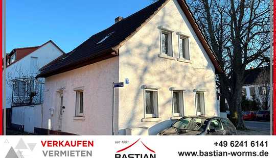 Bild von Auch aus Kleinem kann Großartiges werden: Ren.-bed. EFH - Garage - gr. Dachterrasse - Neuhausen!