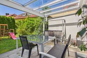 Exklusives Reihenhaus mit 6 Zimmern, Wintergarten, 2 Gartenbereichen und Balkon in München-Trudering – 81827 Waldtrudering, München – Vorschaubild 6
