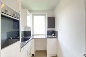 2 Zimmerwohnung mit Einbauküche und Balkon zu vermieten – Friesenstraße 24, 20097 Hammerbrook, Hamburg – Vorschaubild 5